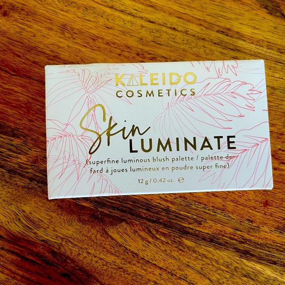 Kaleido Skinluminate Superfine Luminous Blush Palette New in Package - Picture 2 of 5